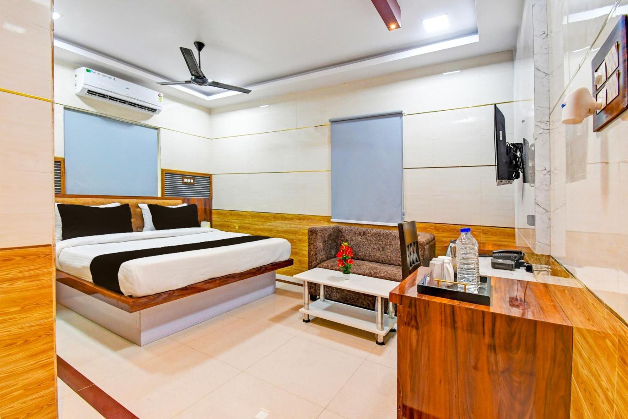 Hotel O Maa Bhubaneswari Hotel Exterior photo